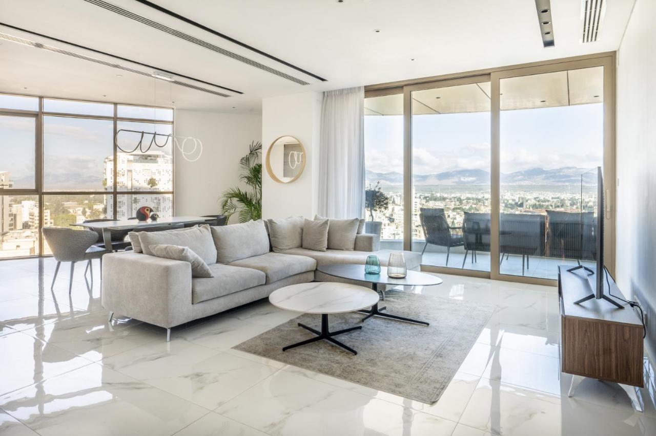 360 Nicosia - Luxury Apartment Panoramic View Экстерьер фото
